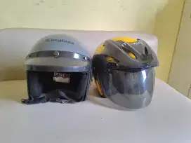 Saya jual Helm size L