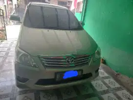 Kijang inova 2012 Type G 2.0 Bensin