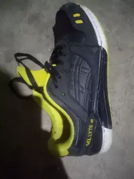 Sepatu basic lari / sepedehan nyah