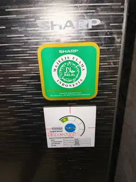 Lemari es sharp 2 pintu