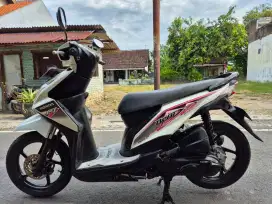 Honda Beat FI , TH 2013 ‼️, Putih