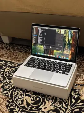 MacBook Air 2020 M1 8/256