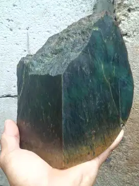 Batu Giok Hijau Tua 2 kg