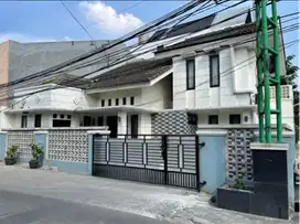 Dijual Rumah 2 Lantai di Jaka Setia Bekasi dekat Galaxy dan Akses Tol