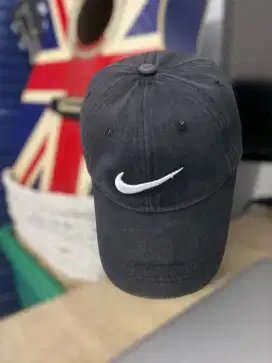 Topi caps nike ori bekas