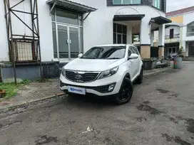 KM Rendah - KIA SPORTAGE 2.0 SE BENSIN M/T 2013 PUTIH