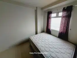 dijual TERMURAH apartemen grand emerald 2 KMR lantai tinggi sudah SHM