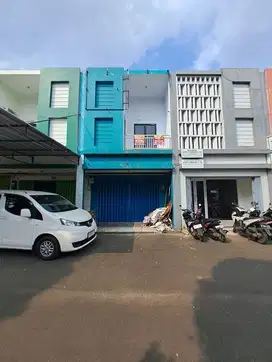 Ruko siap Pakai, 2 LT, Barat daya, Boulevard,di Kompleks Permata Niaga