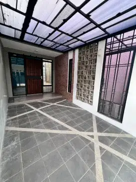 Sewa Rumah Modern Minimalist dekat St Buaran dan St Klender Baru