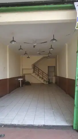 Ruko 3 Lantai Baru Renovasi di Taman Palem Lestari Jak Bar