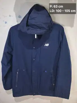 Jaket New Balance size M