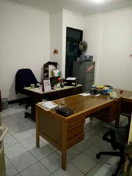 Disewakan Ruko 3 Lantai Siap Pakai di Moh Toha Bandung