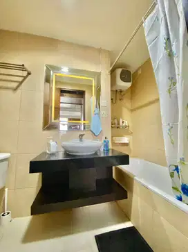 Apartemen siap huni view kolam