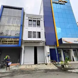 Di Sewa Luxury Ruko Sutera Niaga 2 alam sutera.
