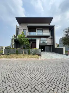 Dijual Rumah Luxury Pakuwon Indah Surabaya Barat