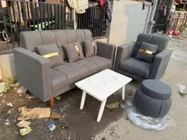 Sofa Zaskia 3 1 + puk + meja kayu