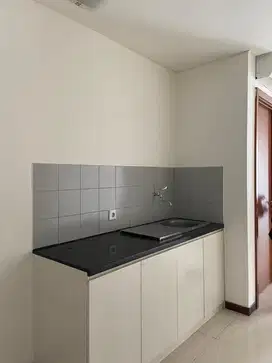 Ready di sewakan afartement tipe 2 kamar kosngnview laut + klm renang
