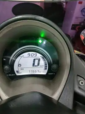 Dijual motor nmax tahun 2016