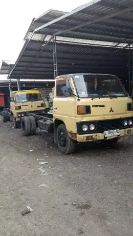 2 Unit Truk Bekas 1997 ( Head Only ) | Mesin Menyala & Service Rutin |