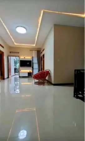 Rumah Furnish 2 Lantai + Kolam Renang di Rancasari Ref.04551