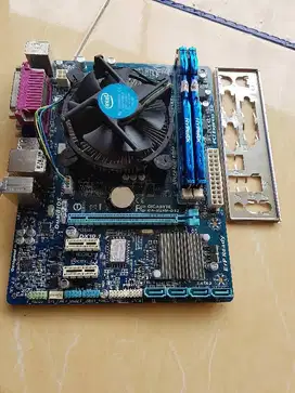 Sepaket Intel Core i3 3220 | Gigabyte H61M-DS2 | Ram 16GB DDR3