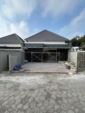 dijual rumah di sleman di jalan kaliurang km 13 pondok indah residence