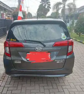 Dijual Mobil Daihatsu Sigra Type R AT tahun 2019