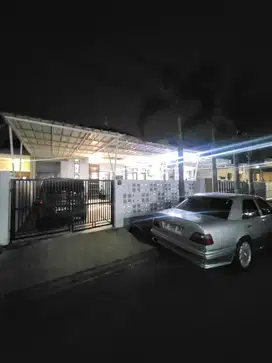 Dijual Rumah Full Furnished Siap Huni di Cluster Aralia, Harapan Indah