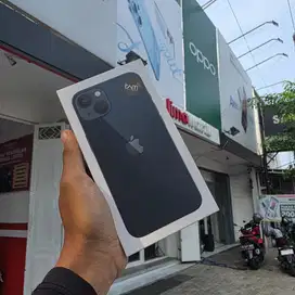 iPhone 13 128gb 8 Jutaan aja bisa tukar tambah kredit