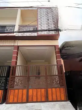 Dijual Cepat Rumah Pinggir Jln Poris Indah, Cipondoh - Tangerang
