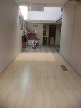 Rumah 2 Lantai Siap Huni di Sarimanah Sarijadi Bandung
