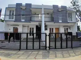 Rumah siap huni 4 kamar Tidur di jatiwaringin