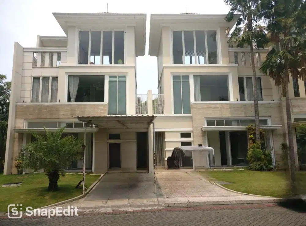 Rumah siap huni minimalis the mansion pakuwon indah