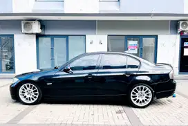 BMW e90 320i 2006