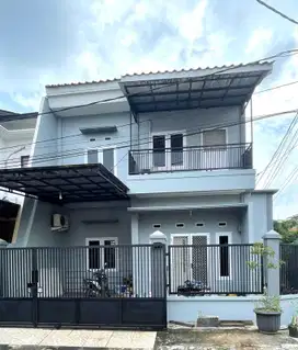 Dijual Rumah di Boulevard hijau Harapan Indah