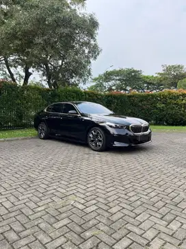 BMW i5 eDrive40 2025