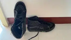 Wts vans sk 8 hi live at hov blackout