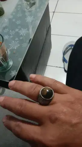 Cincin batu bacan motif yinyang