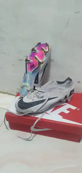 Sepatu Bola Nike size 39