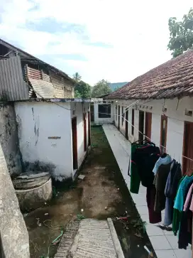 Bangunan Kos dan tanah 1000 m