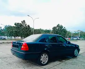 Mercedes-Benz C200 1996 Bensin