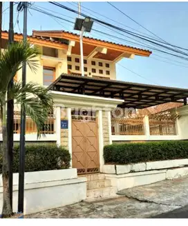 RUMAH BAGUS LETAK STRATEGIS DI RADIO DALAM JAK-SEL