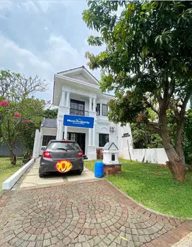 Disewakan  rumah di kota  wisata  Cibubur