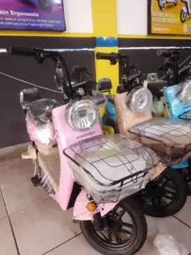 Sepeda listrik terbaru