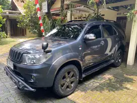 Toyota Fortuner 2010 Diesel