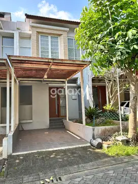 Rumah 2 Lantai Full Furnish Araya Malang Jasmine Valley Dekat Binus Un