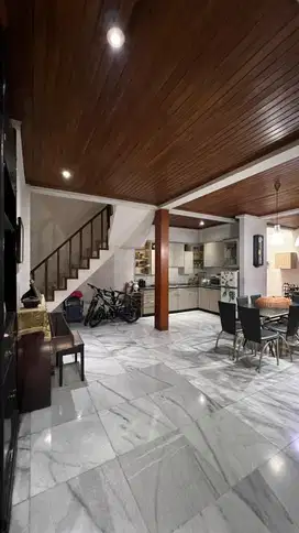Rumah Luas + Bonus Paviliun - Strategis & Turun Harga, di Pondok Kopi