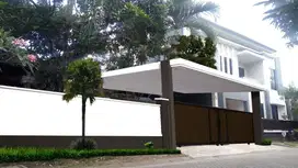 Rumah Modern Furnished di Permata Jingga Suhat Malang