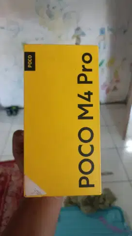 Dijual xiaomy poco m4 pro 6/128