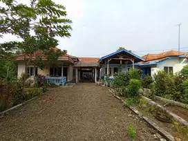 Rumah , kebun, sawah satu hampran pagaden subang
